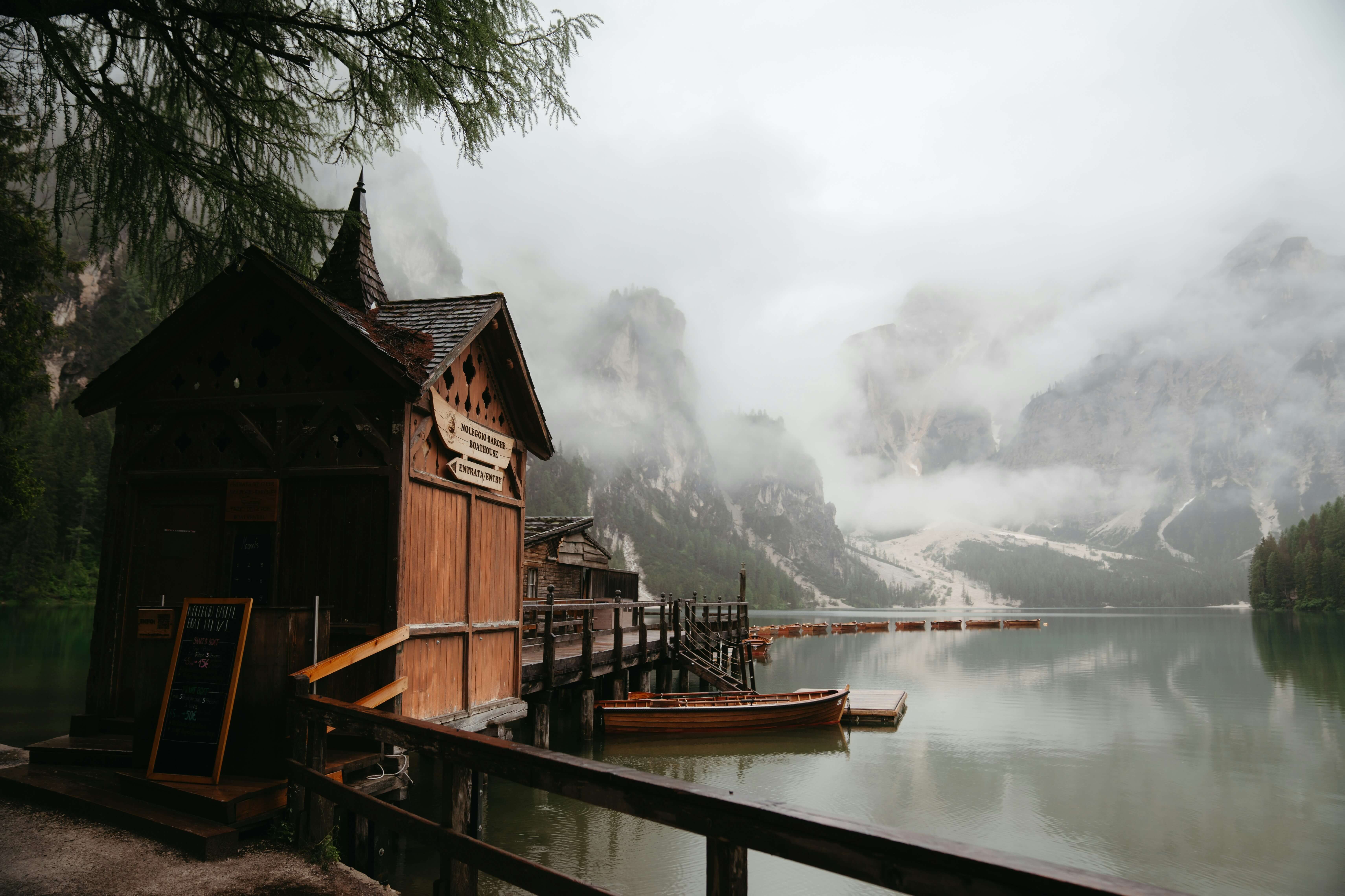 the-chaffins-v2Ge7IHgn2o-unsplash